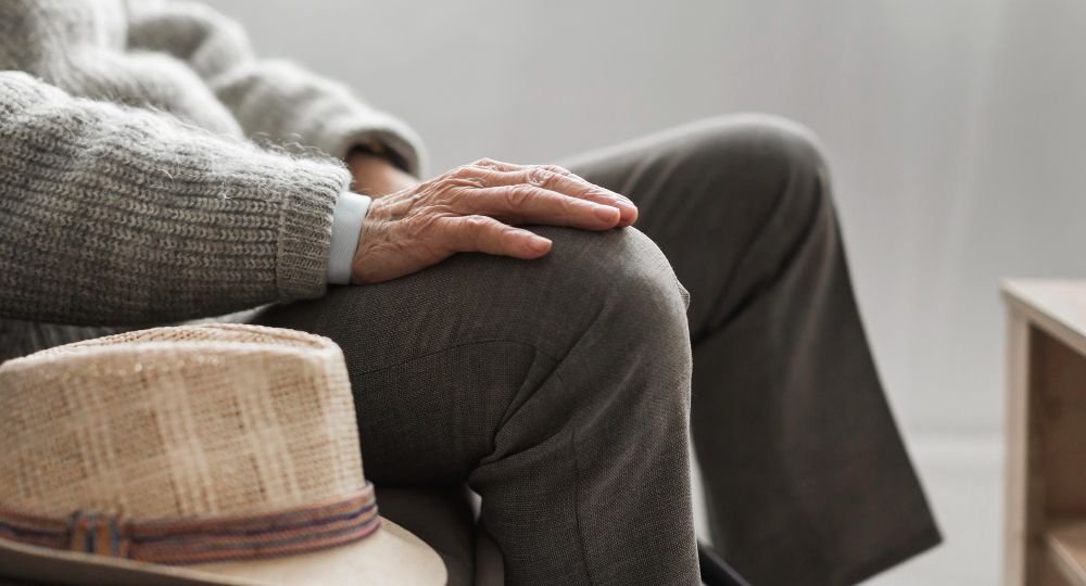 Affrontare l Isolamento e la Solitudine negli Anziani